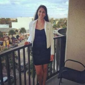 Meet your Posher, Emily